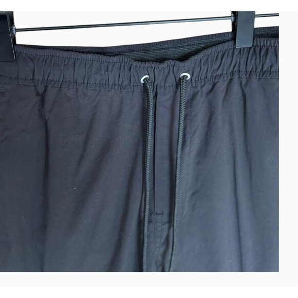 Everlane The Renew Nylon Swim Shorts Trunks Pockets Mesh Liner Mens Size Small - Picture 3 of 9